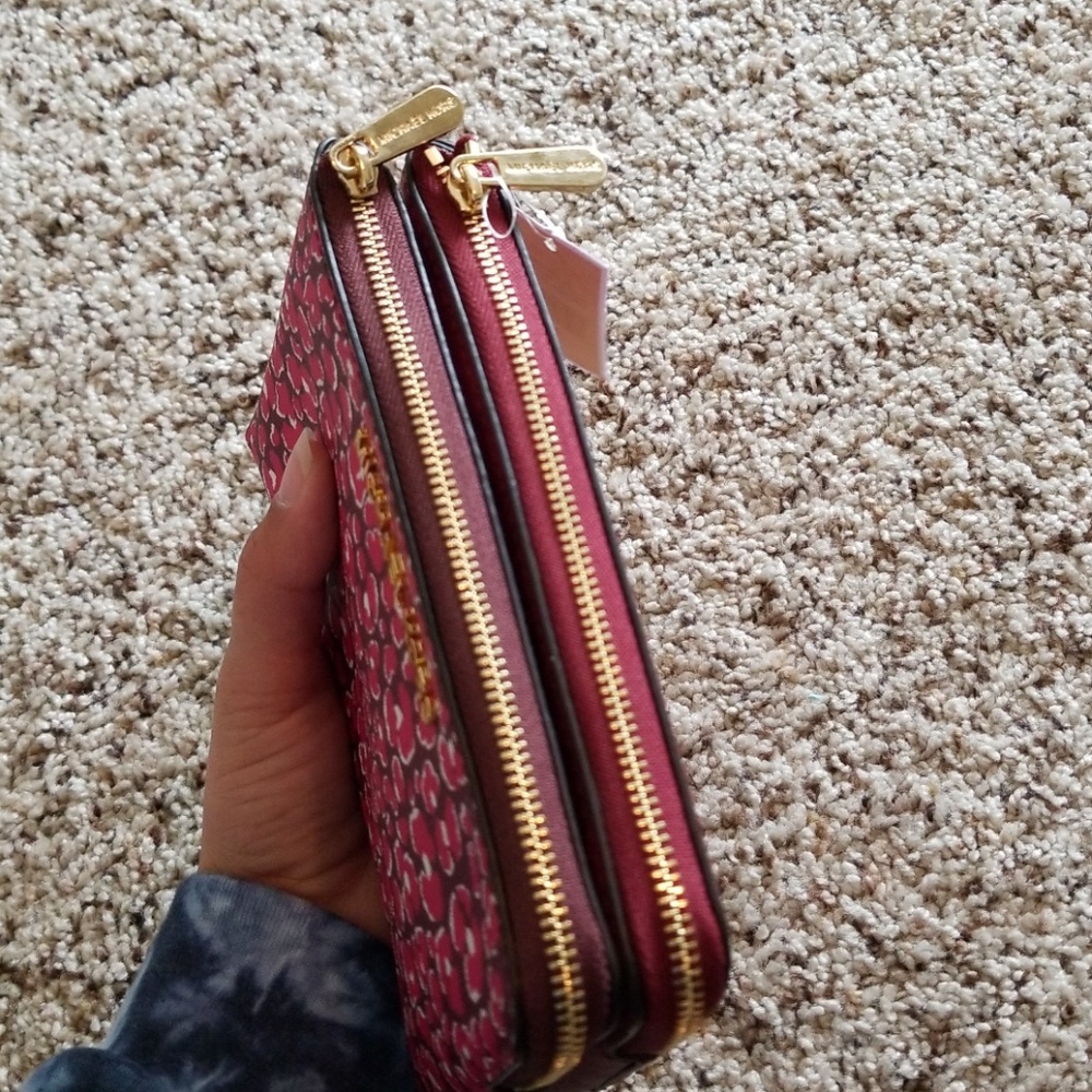 Michael Kors DBL GSSET Wristlet Jet Set Item - Picture 4 of 8